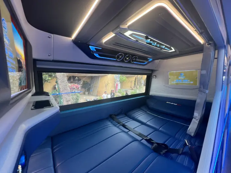 Xe cabin 24 vip + Limousine 11s