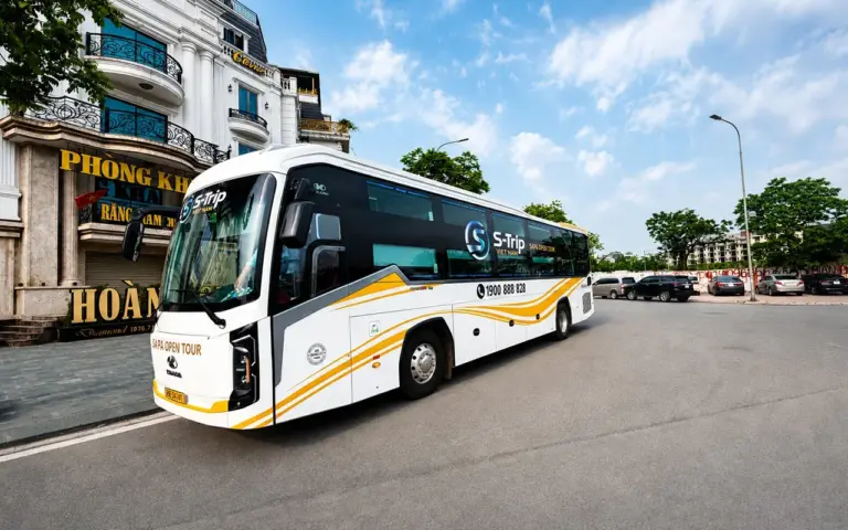 22-Cabin Sleeper Bus
